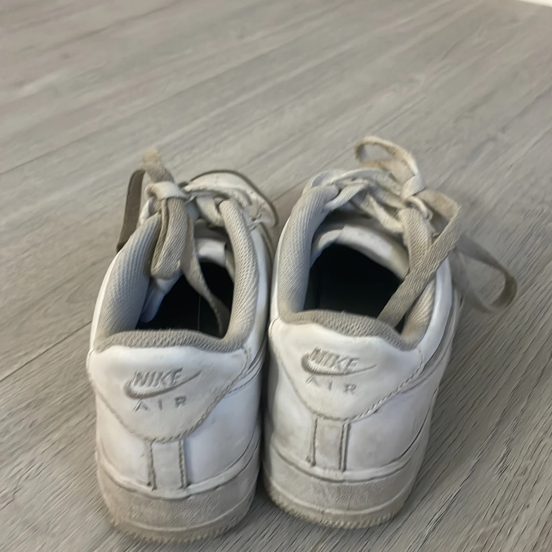 Nike Air Force 1 vita  KÖP EN OCH FÅ TVÅ!! - 1