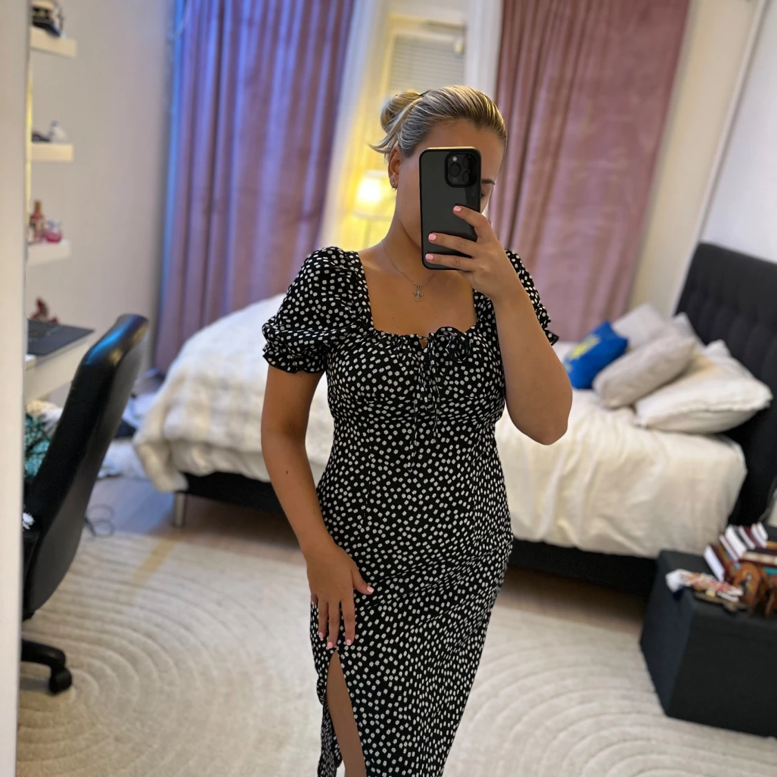 Svart blommig midiklänning från SHEIN - 2