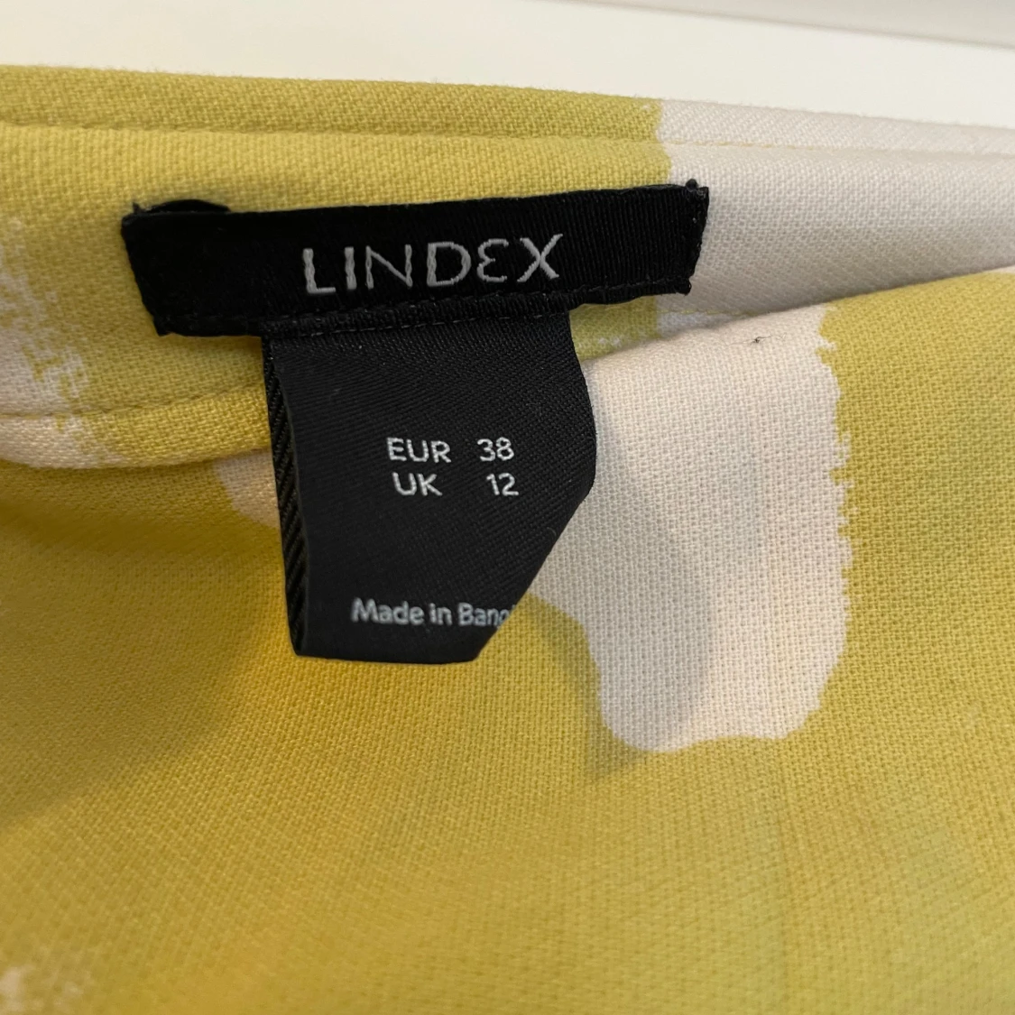 Blommig långkjol från Lindex - 1