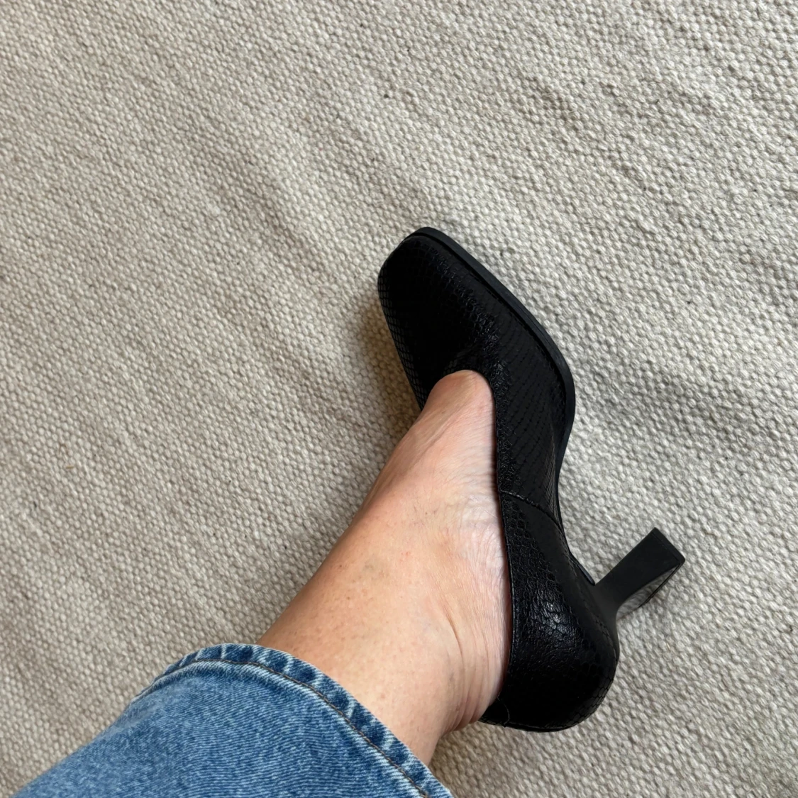 Svarta pumps med fyrkantig tå 39 - 2