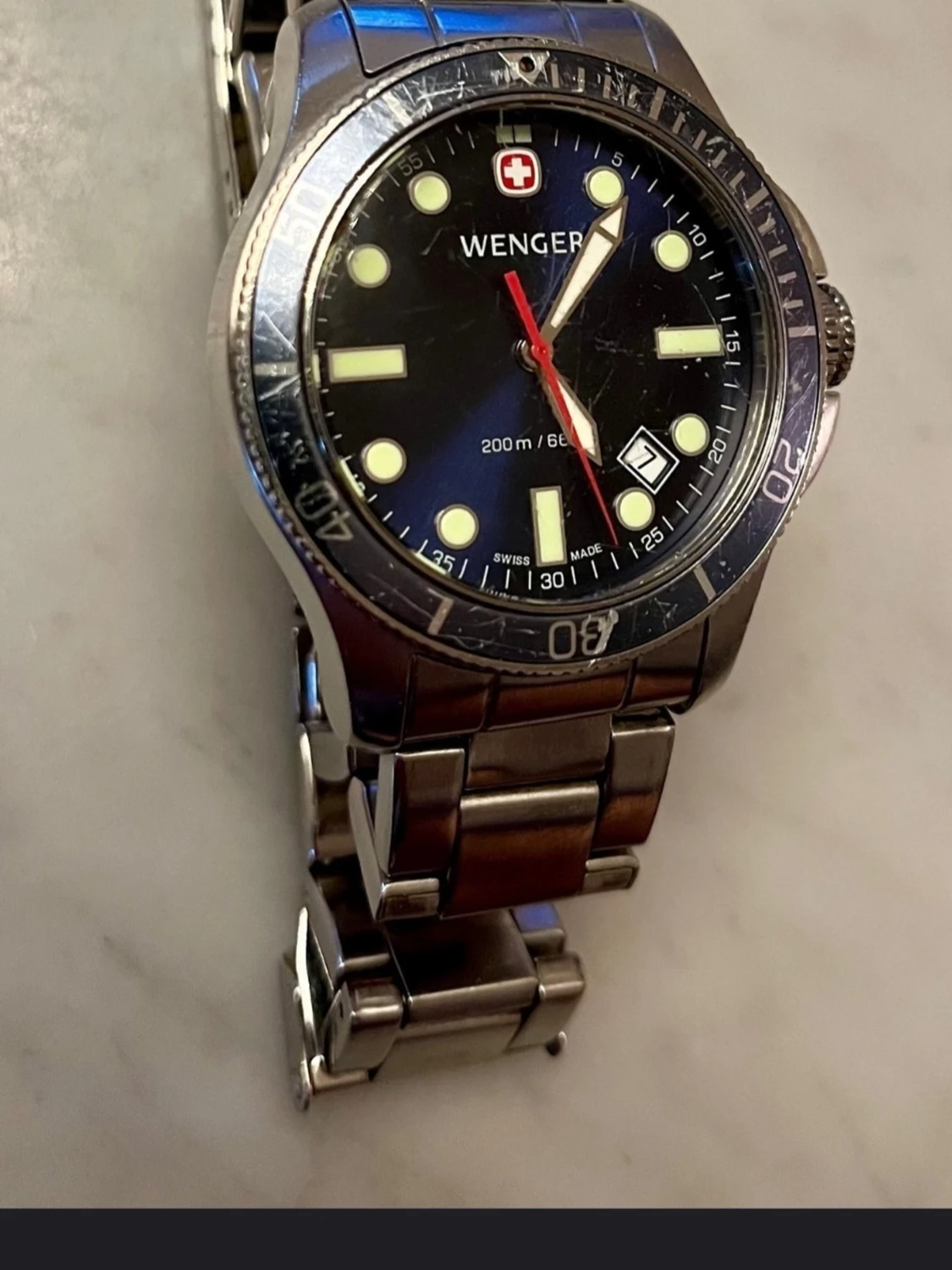 Wenger Swiss Military med schweizisk armékniv  - 1