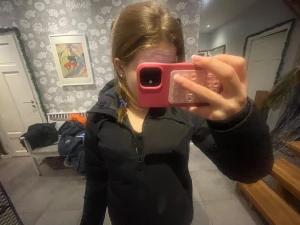 Svart Sail racing jacka  - Vet ej hur man stavar men, säljer min jacka från sail racing, kontakta om fler bilder eller mer information💗💗 ny pris ungefär 2500kr