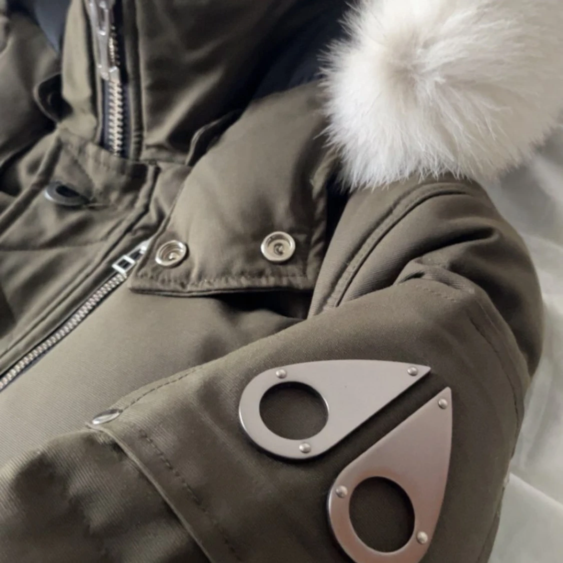 Moose Knuckles dunjacka med päls - 1