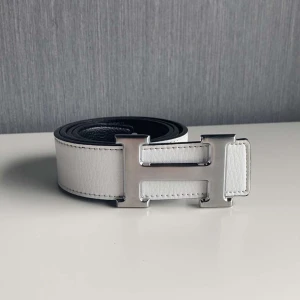 Vit bälte - 10/10 skick