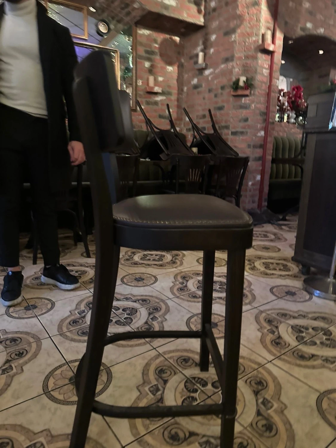 Barstol med ryggstöd, mörkbrun konstläder - 2