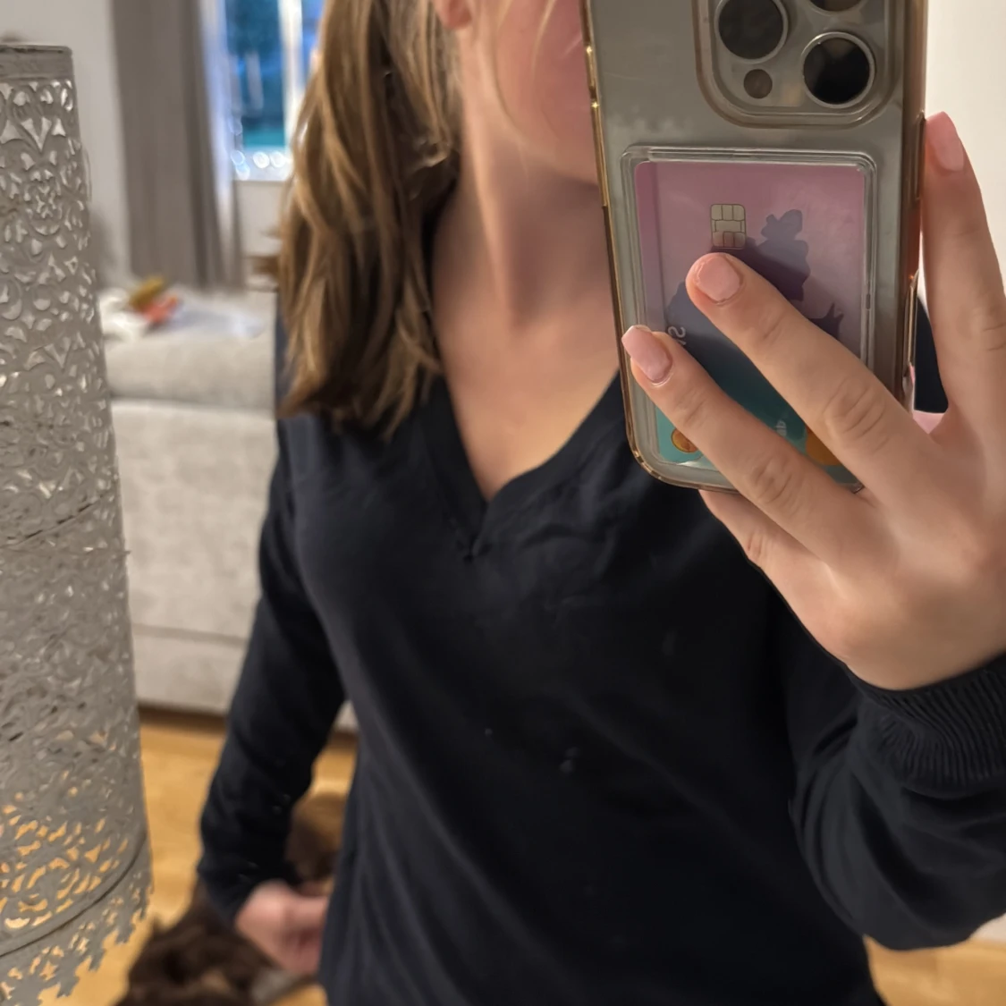 Svart v-ringad tröja från Primark - 2