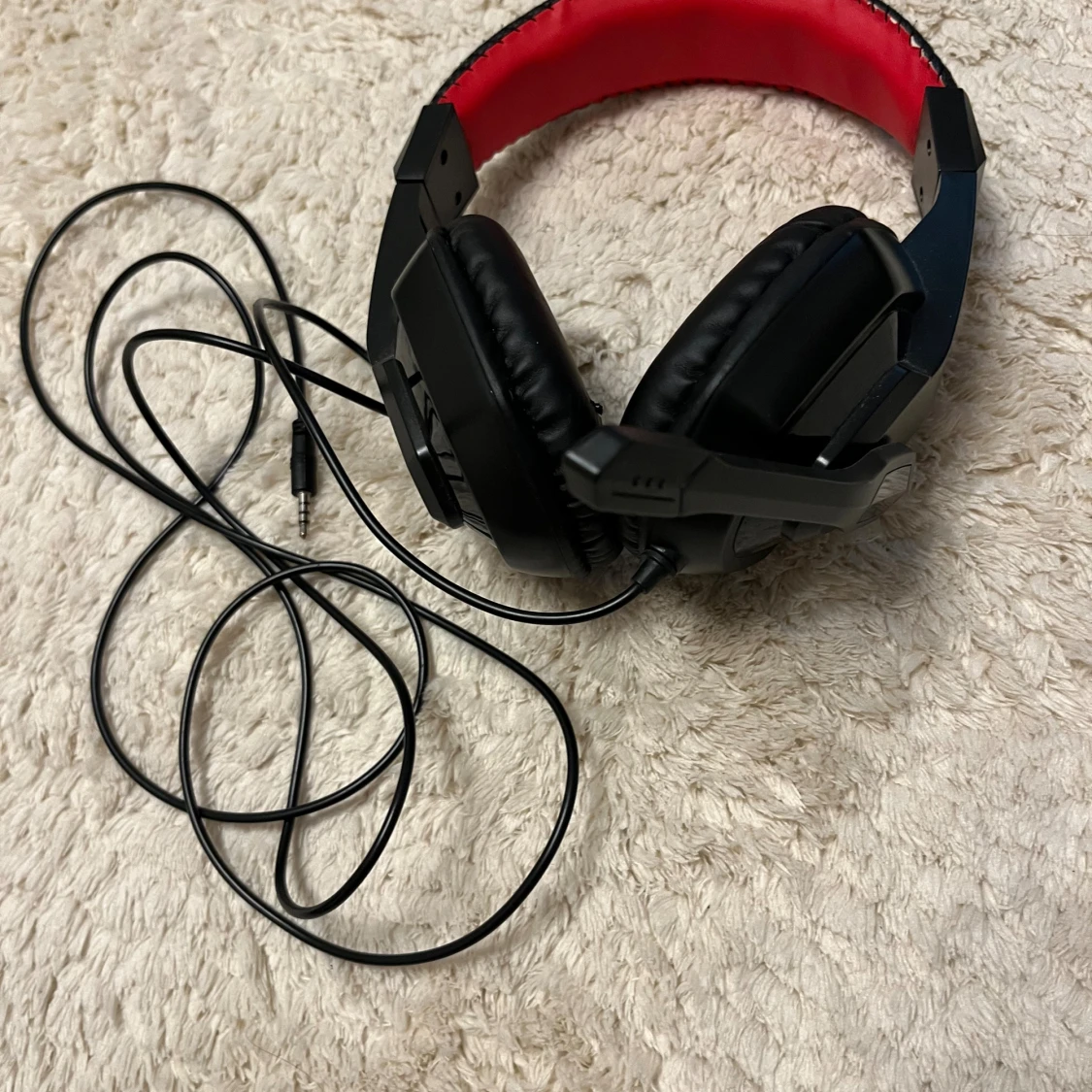 Kabelanslutet spelheadset med mikrofon - 1