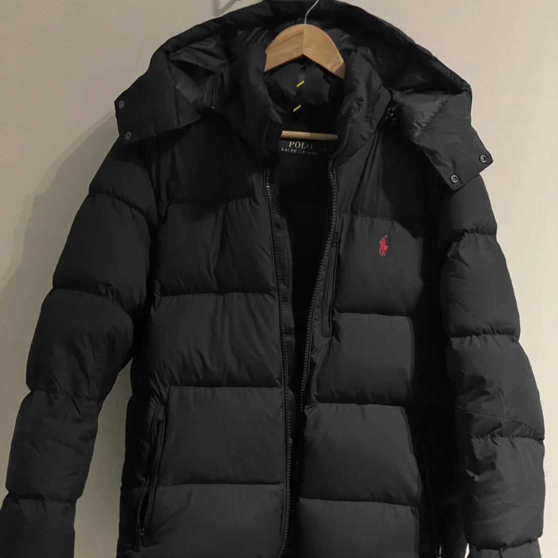 Svart dunjacka från Polo Ralph Lauren