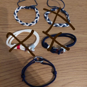 2 armband  - Snygga och helt nya båda för 109kr