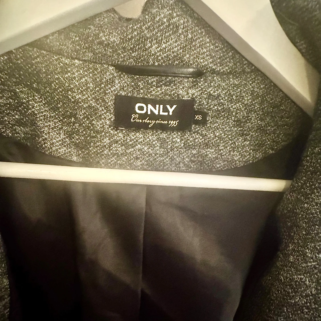 Grå kappa från ONLY med huva XS - 1