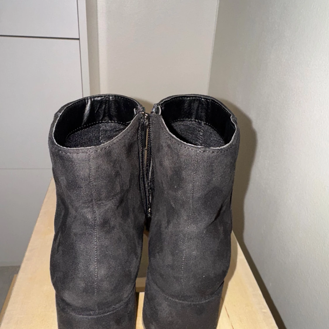 Svarta mockaboots - 2