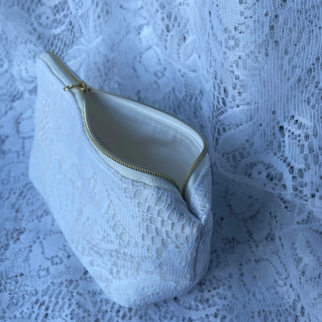 Vit spets necessär/väska - 3