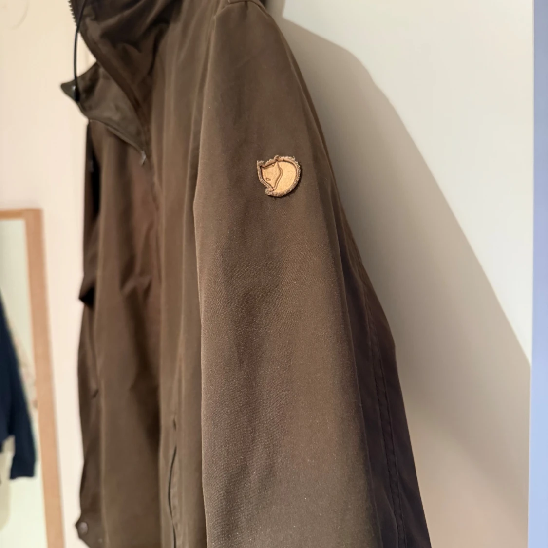 Brun vindjacka från Fjällräven M - 3