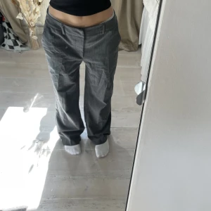 Madlady kostymbyxor - Supersköna kostymbyxor som tyvärr inte passar mig 🫶