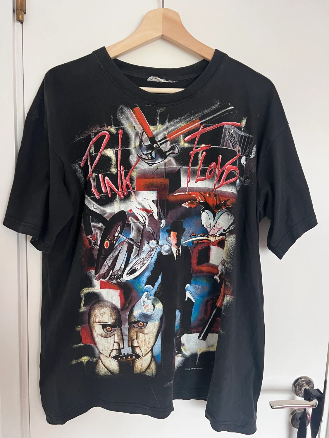 Pink floyd t shirt 