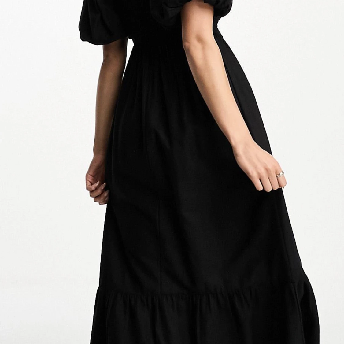 Svart klänning - 25