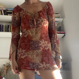 Boho tunika🌞 - Något kort på mig som är 170 cm😅 Annars superfin att ha till en kjol också❤️‍🔥