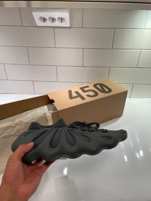 Adidas Yeezy 450 Stone Teal - - Condition Ds - Stl Us 13 - bin 1900 -Äkthetsbevis finns 