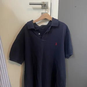 Ralph lauren pike - Nästan helt ny inga fläckar pris kan diskuteras i snabb affär 