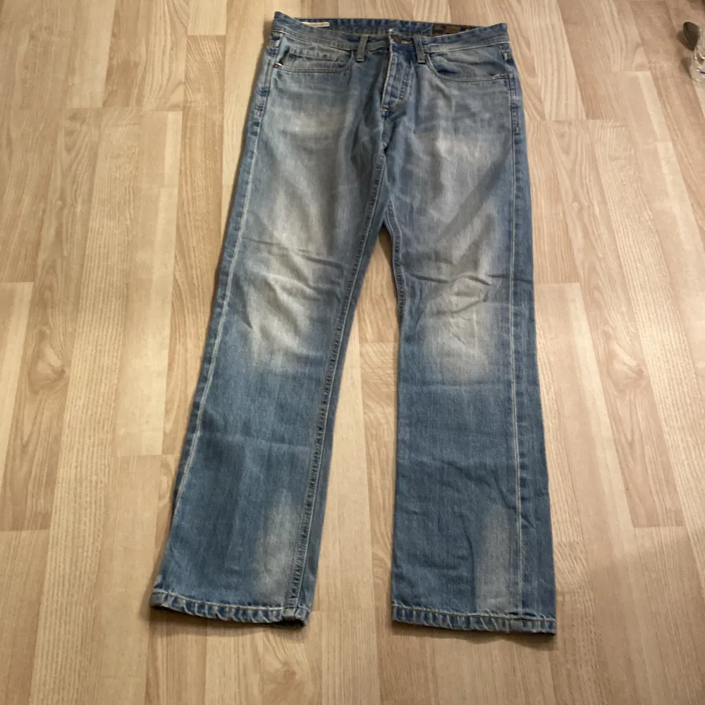 Snygga Jack and Jones jeans. Bra skick. Storlek W31 L34.. Jeans & Byxor.