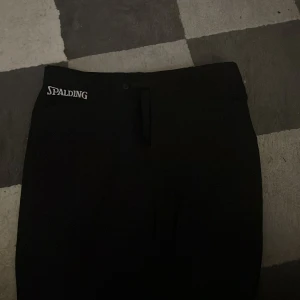 Spalding byxor - spalding domarbyxor. Nypris 800