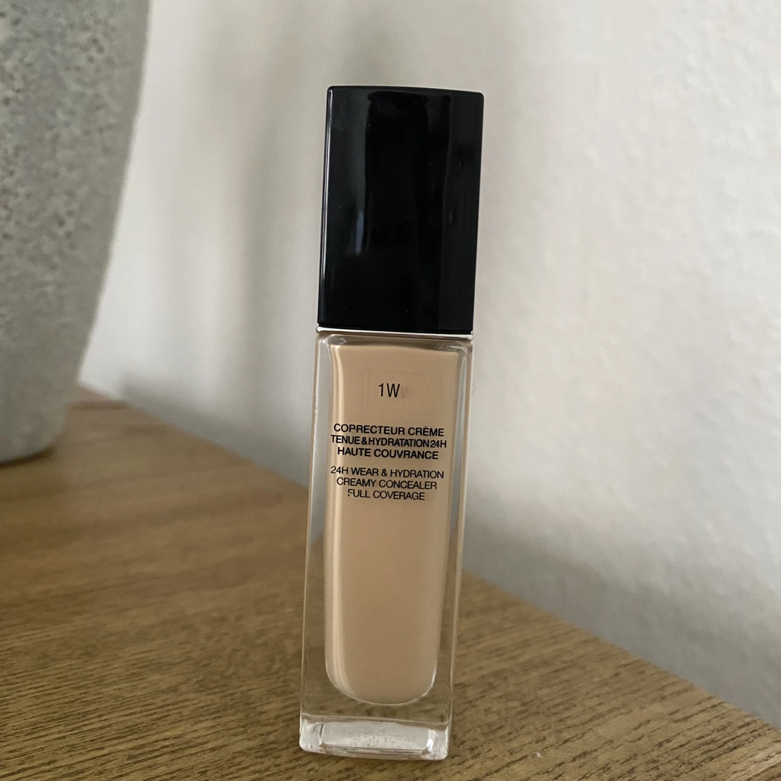 Dior concealer  - 90