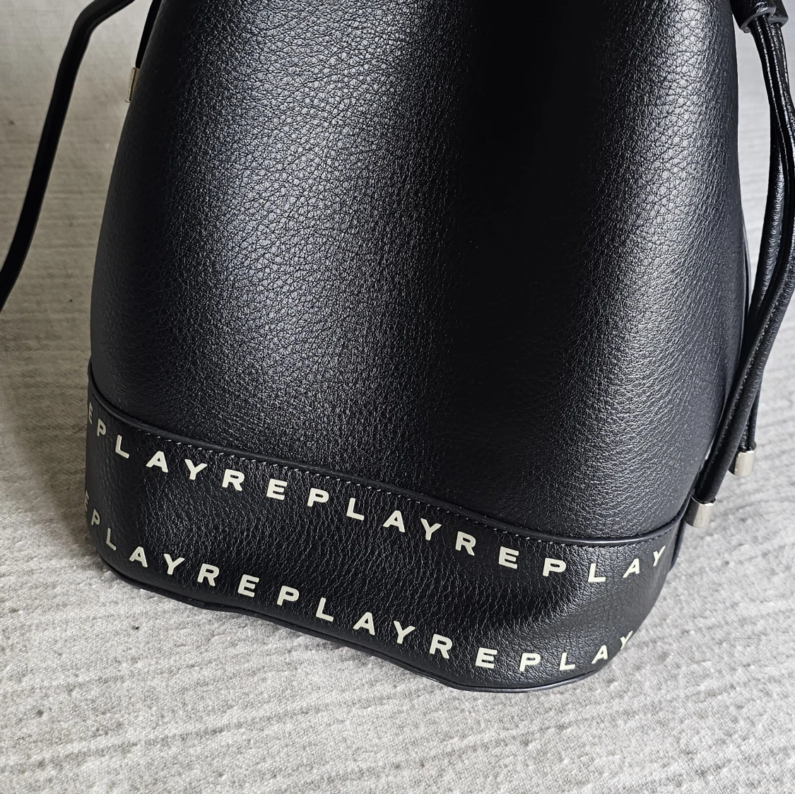 Replay Bag  - 91