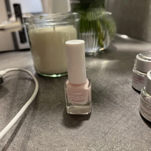 7days depend  - 7days depend nagellack i färgen 7170 Classic beauty 🌸