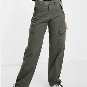 Asos cargopants - Asos cargopants. Aldrig använda.