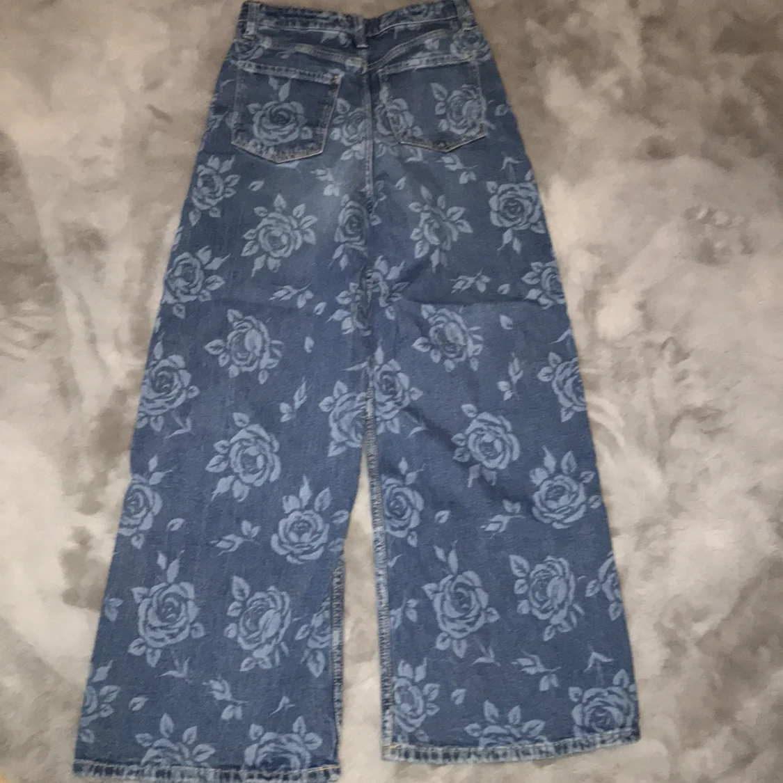 Jeans från H&M  - 90