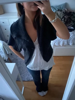 Grå kofta - Supersnygg grå kofta🙌