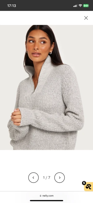 Stickad tröja  - Intill oanvänd tröja från object , nypris 399kr Strl Small 