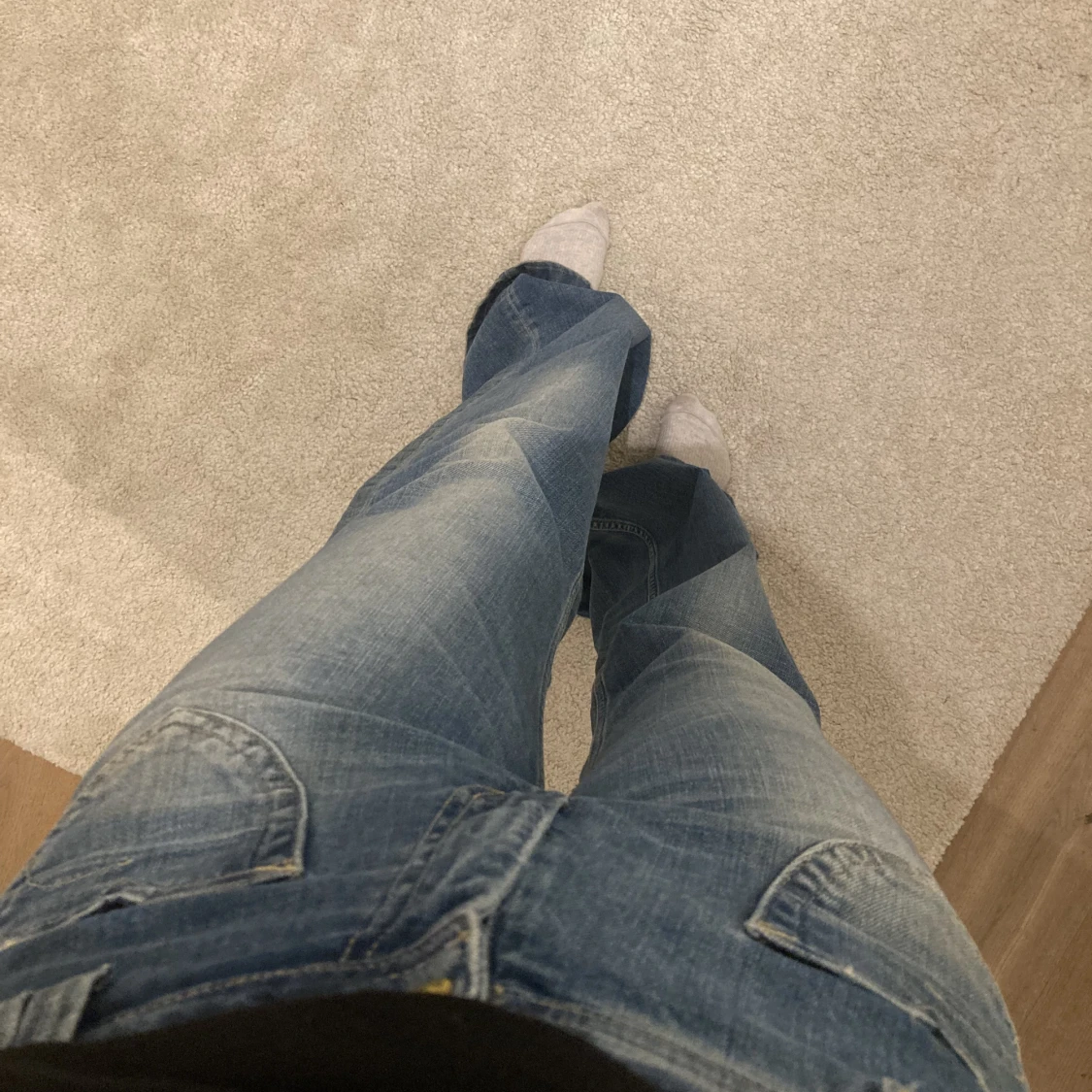 Utsvängda jeans