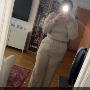 Mysigt set - Mysigt set från shein. Endast testad 