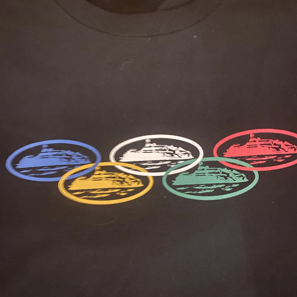 Corteiz Tshirt, köpt på depop, pris kan diskuteras, skriv vid frågor. T-shirts.