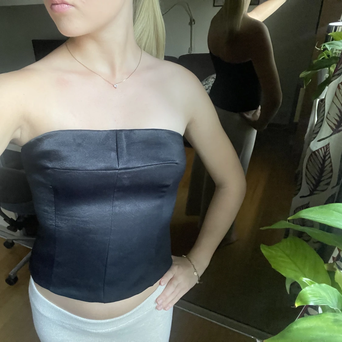 Svart tubtopp 🖤 - 91