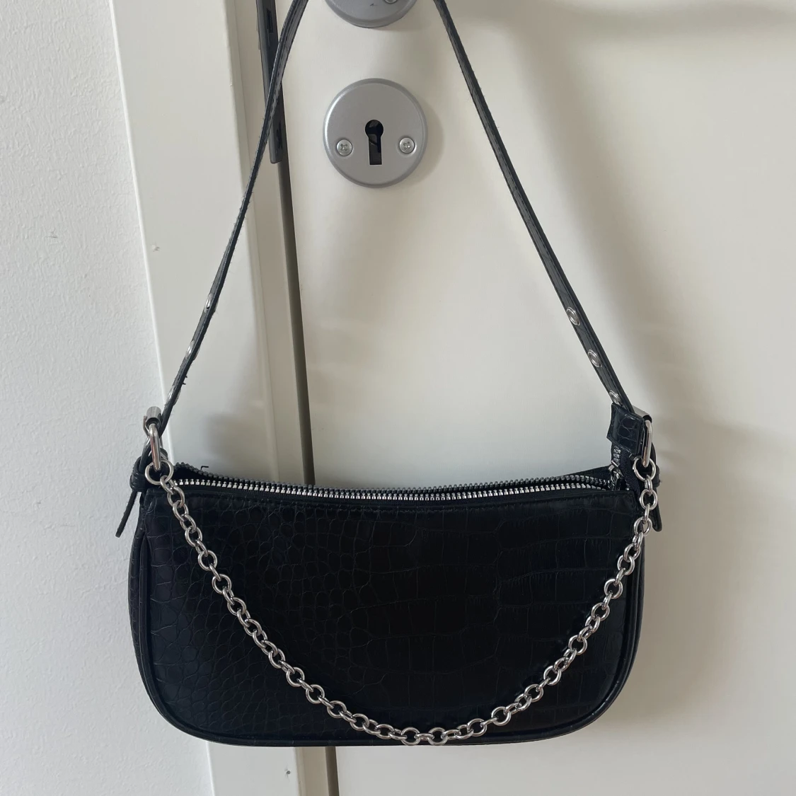 Jättefin axelväska 