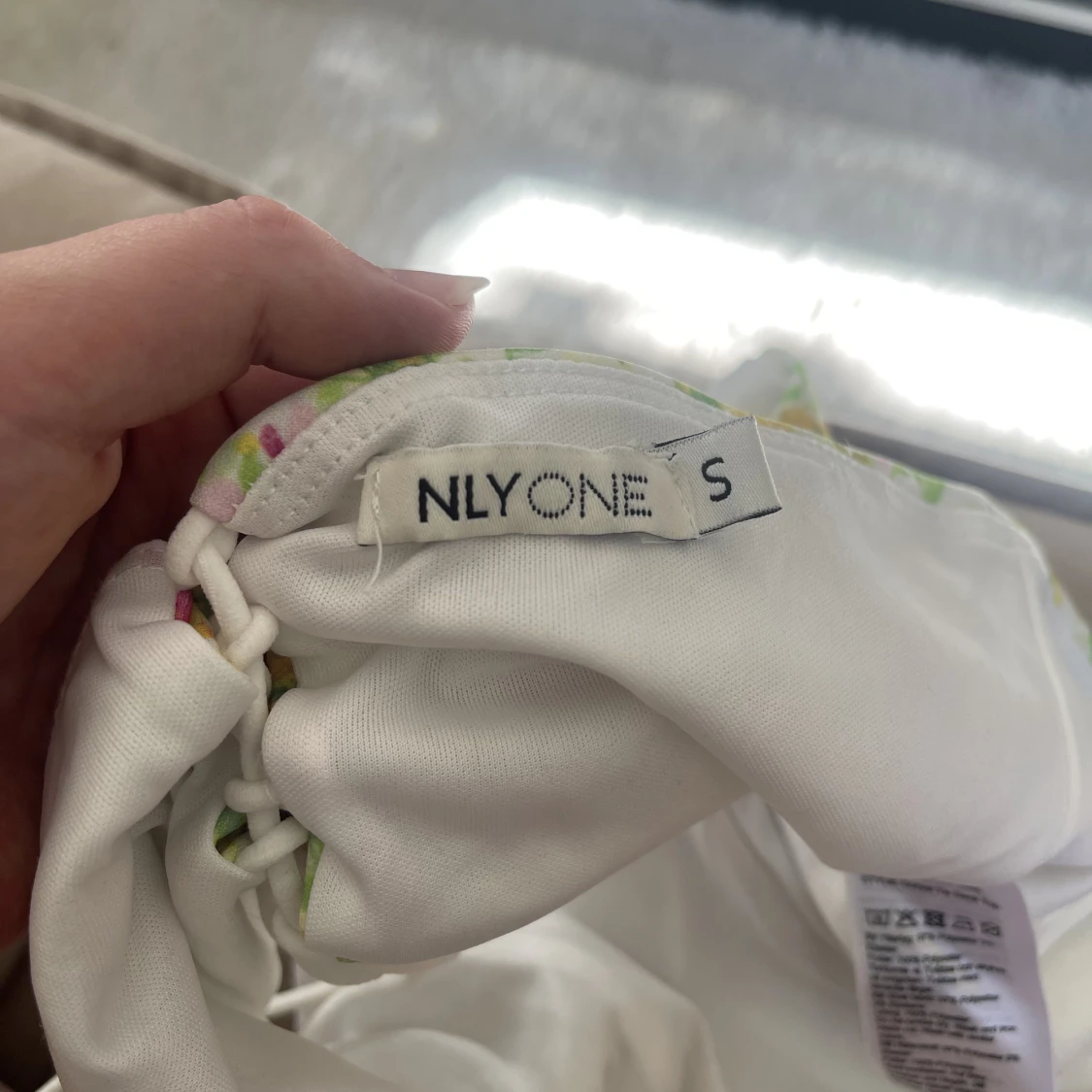 Helt oanvänd tubtopp - 90