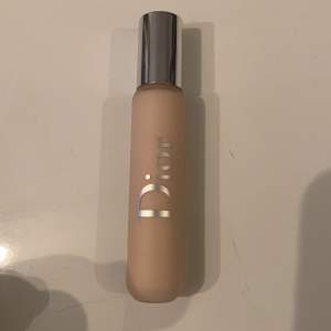 As new- does not match my skin  Shade - 0N Used max 5 times 
