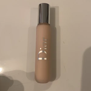 Dior backstage concealer  - As new- does not match my skin  Shade - 0N Used max 5 times 