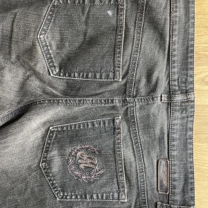 MAC jeans - Supercoola jeans som säljs då de inte kommit till användning ❤️använda men bra skick 