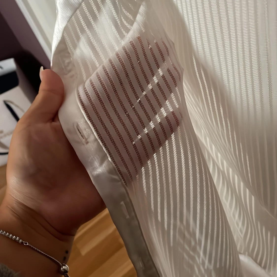 Vit randig blus/skjorta  - 90