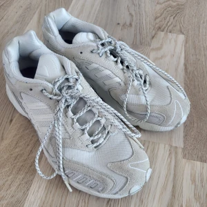 Adidas sneakers  - Sneackers från adidas i bra skick! 