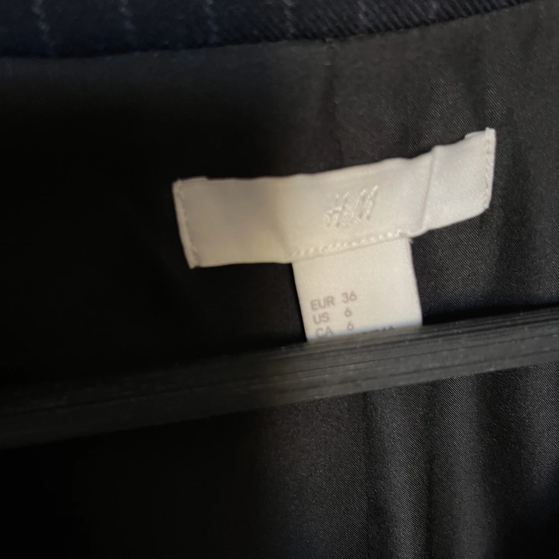 Kavaj marinblå kritstreck  - 91