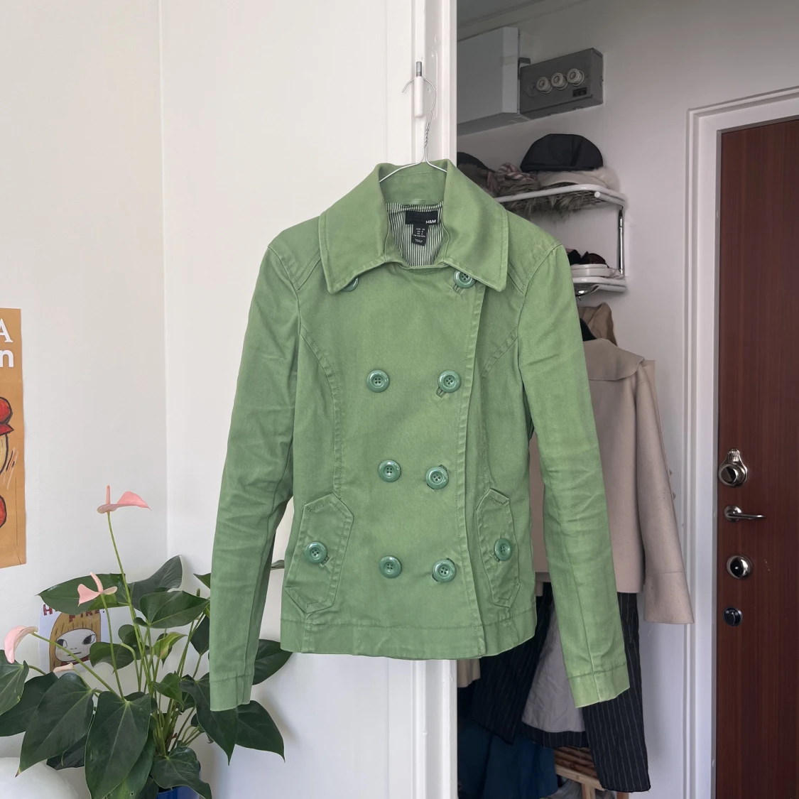 Grön jacka från h&m!