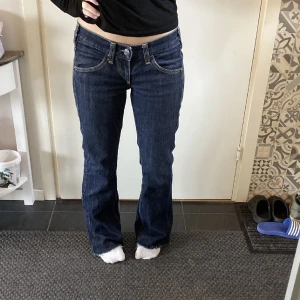 Miss sixty jeans - Jätte snygga lågmidjade miss sixty jeans i toppen skick! Säljer då dom inte kommer till användning, hör av er vid frågor eller vid köp❤️