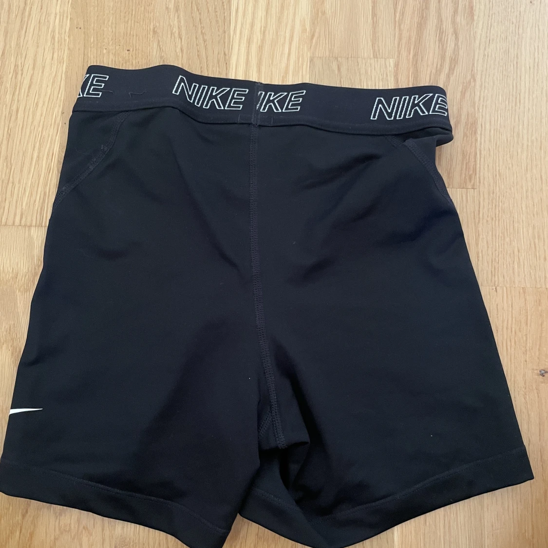Nike shorts - 90
