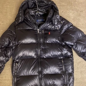 Ralph lauren jacka - Nyskick, slutsåld förra vintern, strl M