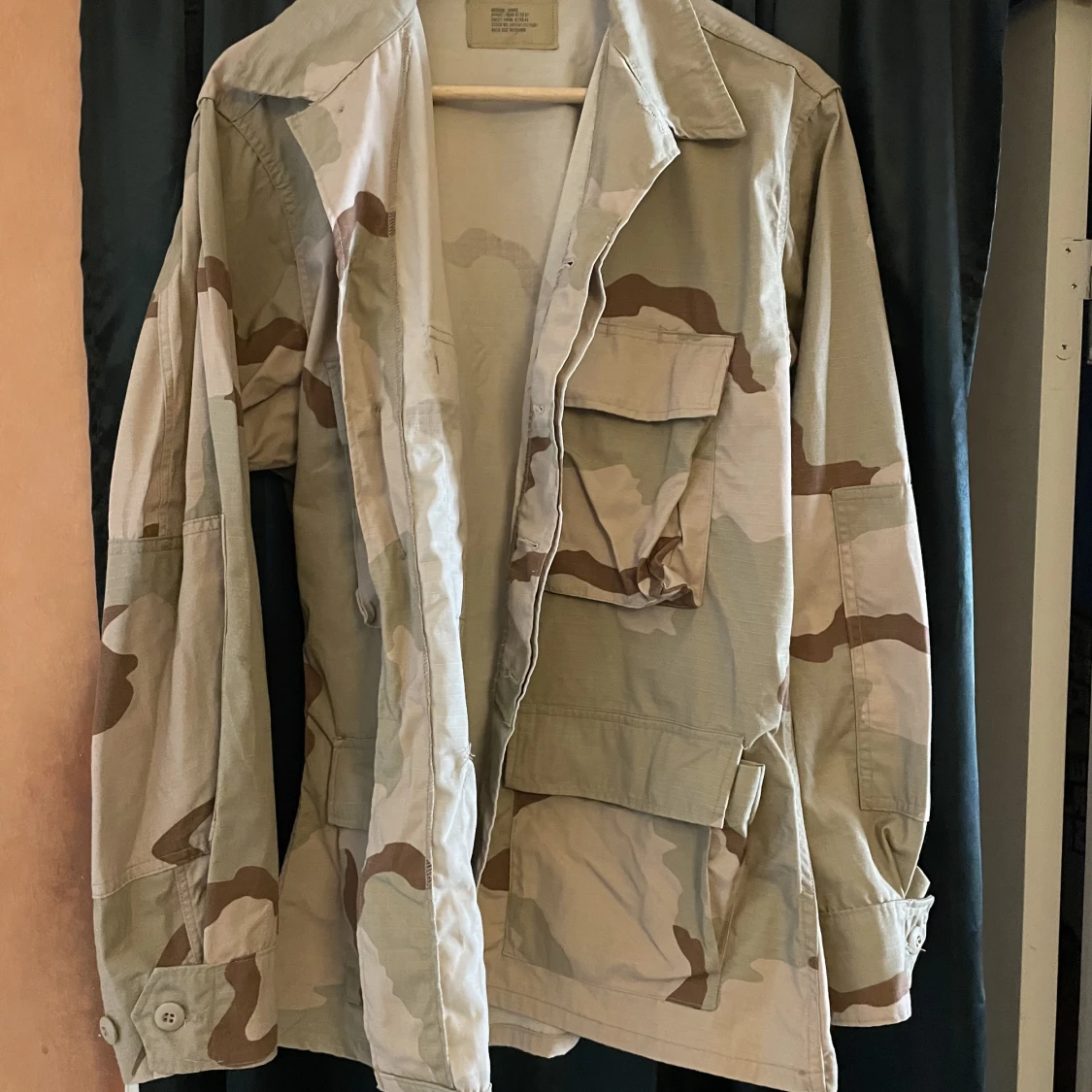 Äkta (Nato märkt) Amerikansk Desert Camouflage jacka