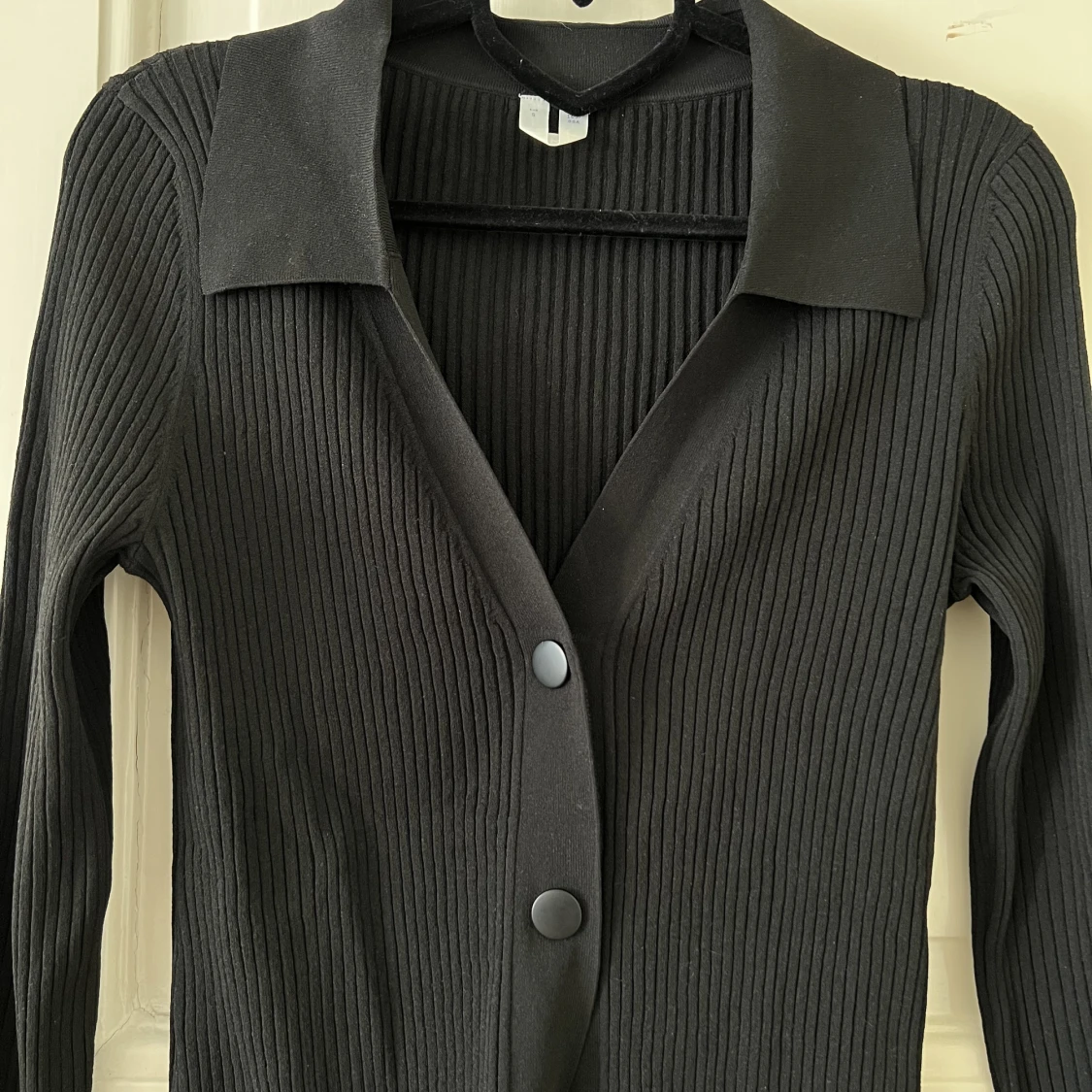 Arket topp med krage  - 90